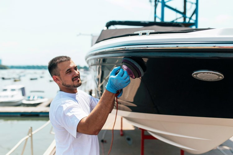 Primo provides profiles for leisure boats